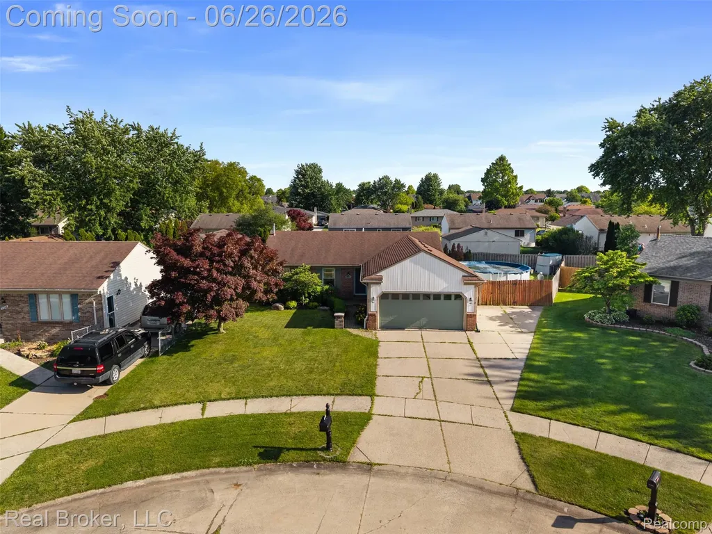 16380 Sudbury Court Macomb Township MI 48044