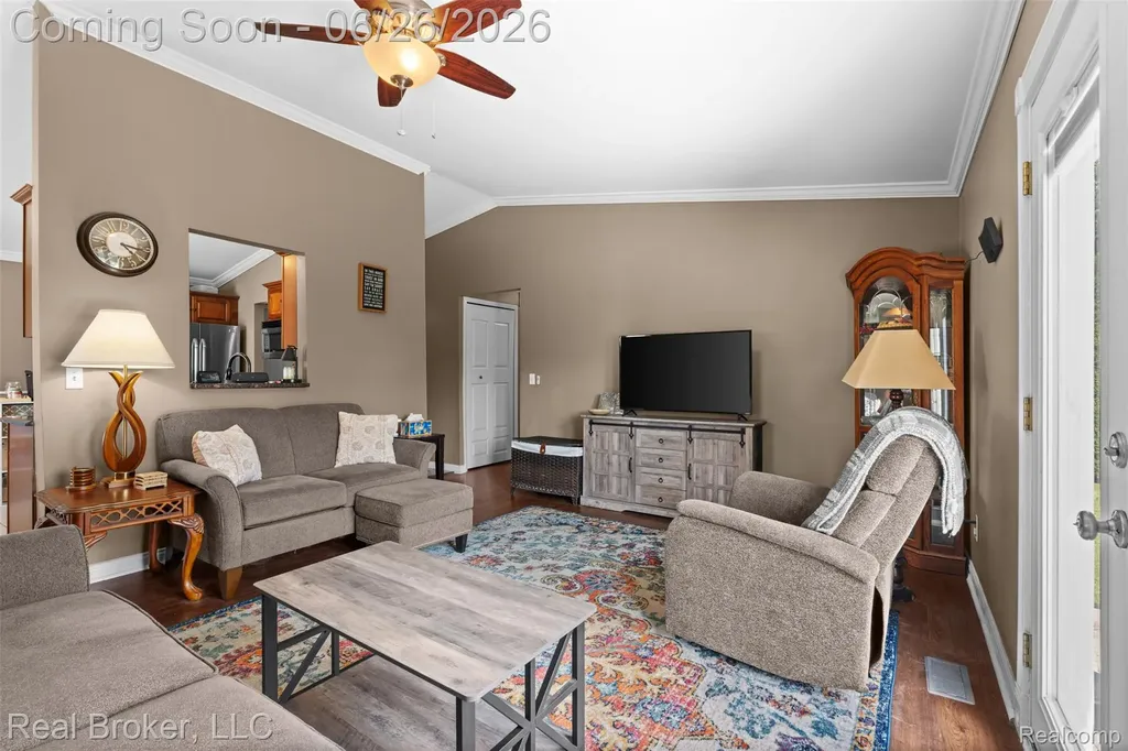 16380 Sudbury Court Macomb Township MI 48044