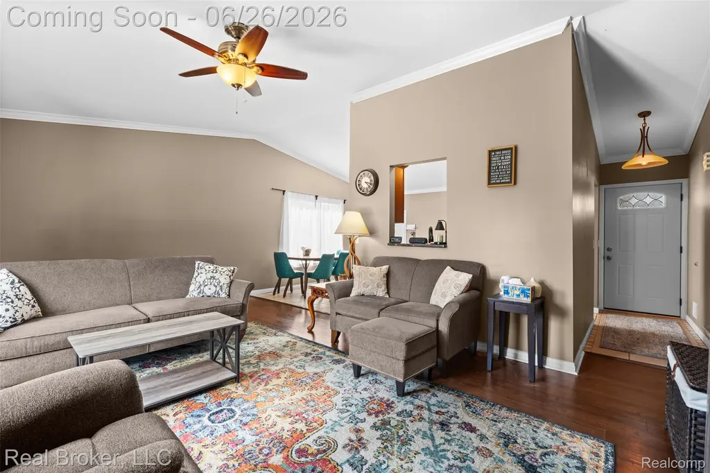 16380 Sudbury Court Macomb Township MI 48044