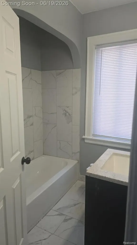 15072 Tracey Street Detroit City MI 48227