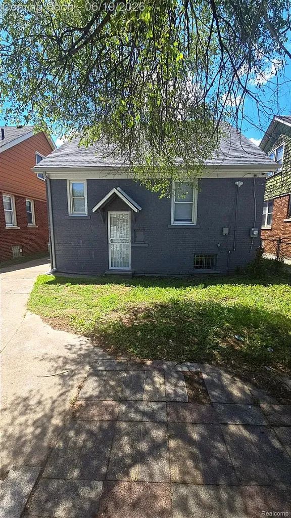 15072 Tracey Street Detroit City MI 48227