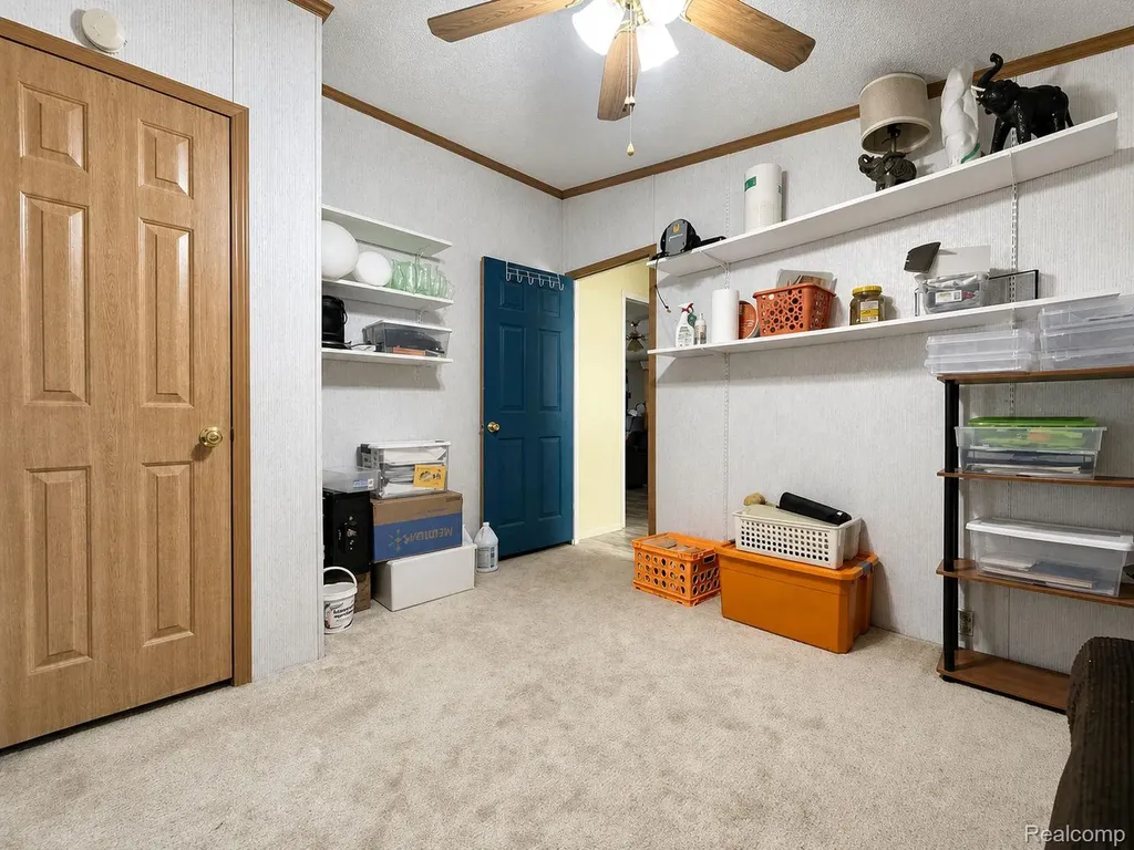 90 Menlo Park Drive Sumpter Township MI 48111