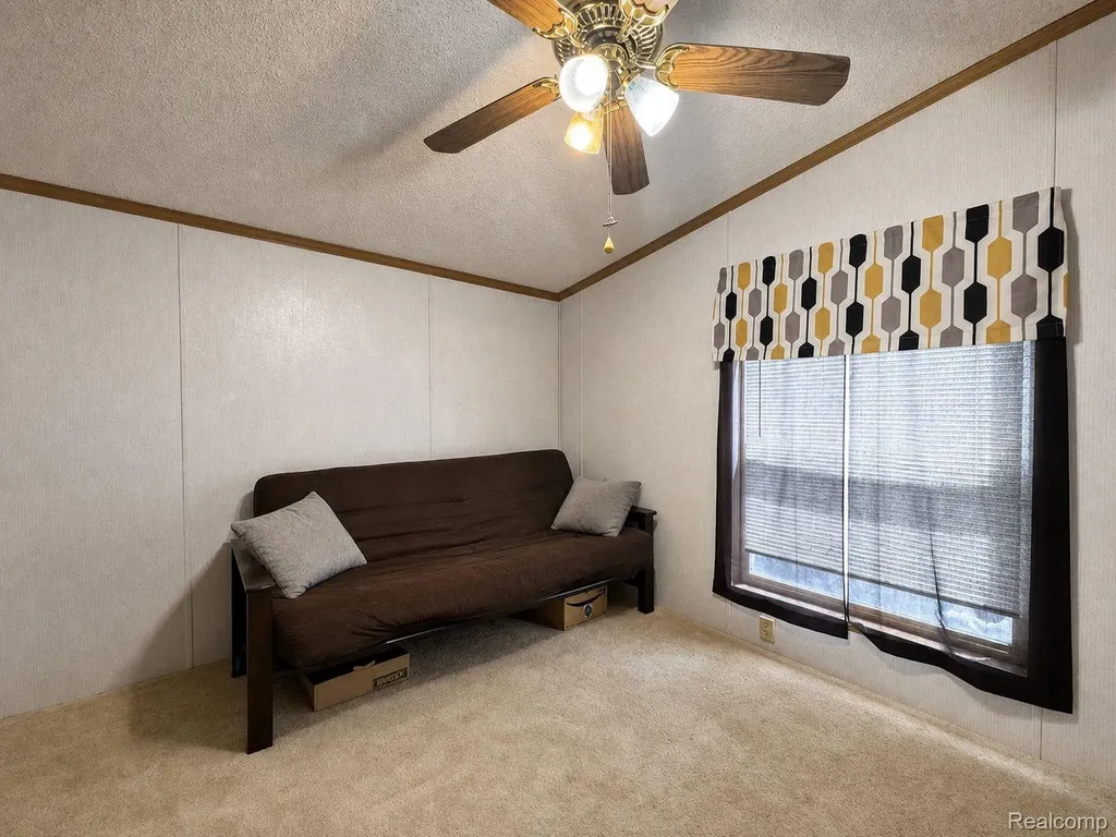 90 Menlo Park Drive Sumpter Township MI 48111