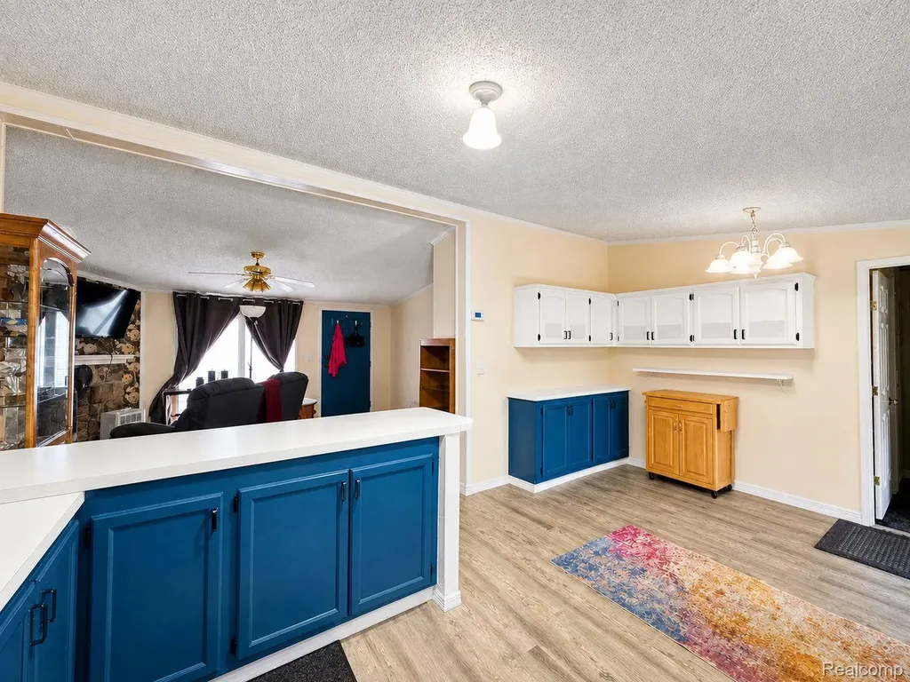 90 Menlo Park Drive Sumpter Township MI 48111