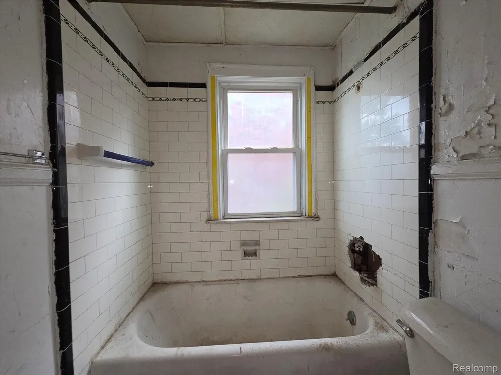 5310 Grayton Street Detroit City MI 48224