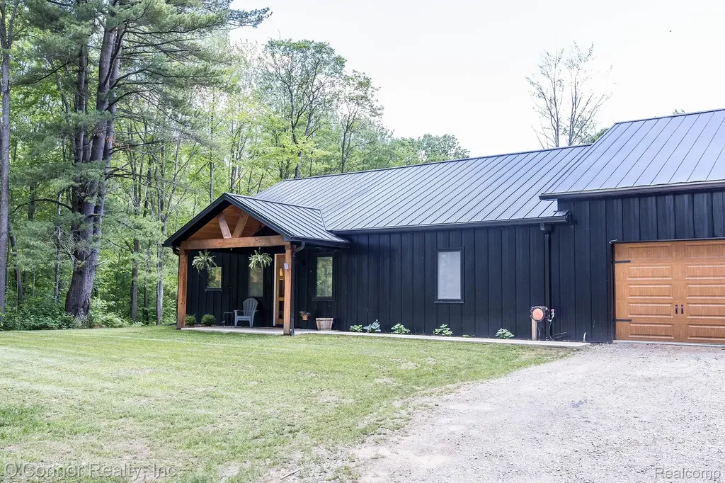 3650 Rabidue Road Clyde Township MI 48049