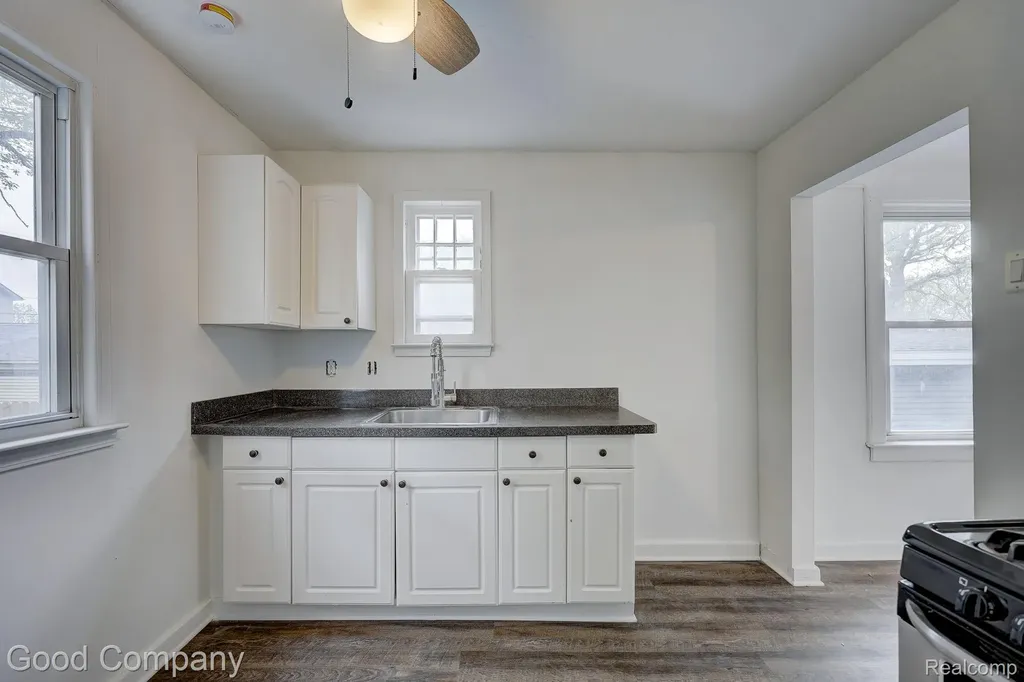 1936 Farrow Street Ferndale City MI 48220