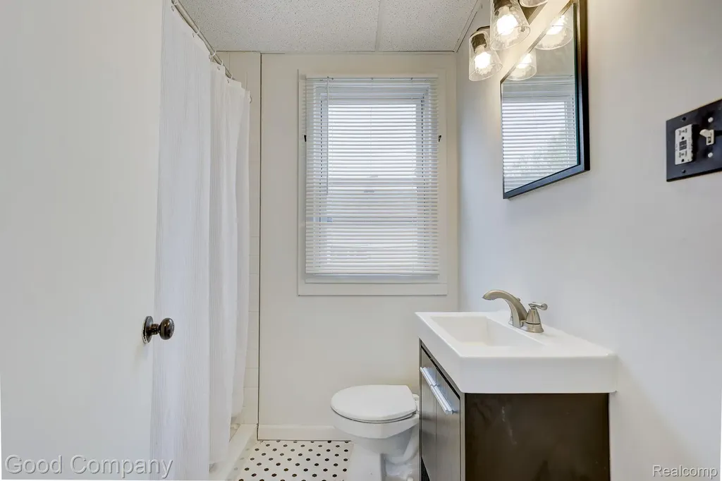 1936 Farrow Street Ferndale City MI 48220