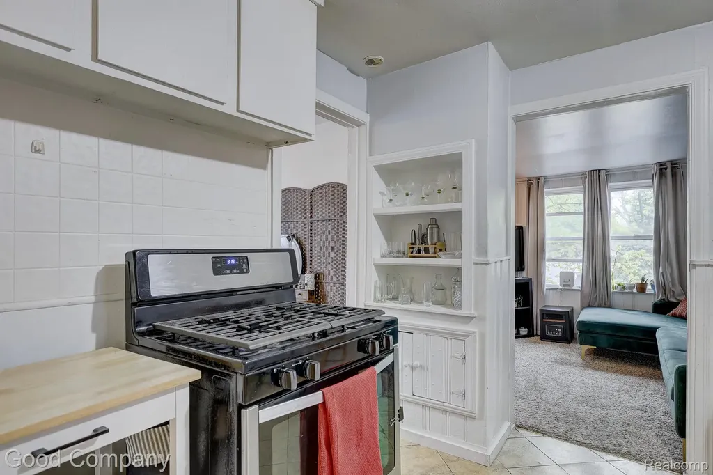 1936 Farrow Street Ferndale City MI 48220