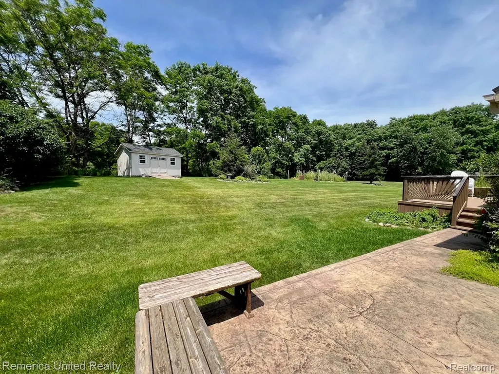 324 Conover Court Genoa Township MI 48843