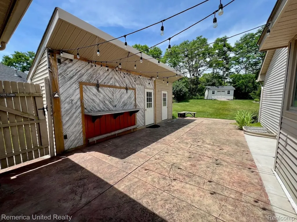 324 Conover Court Genoa Township MI 48843