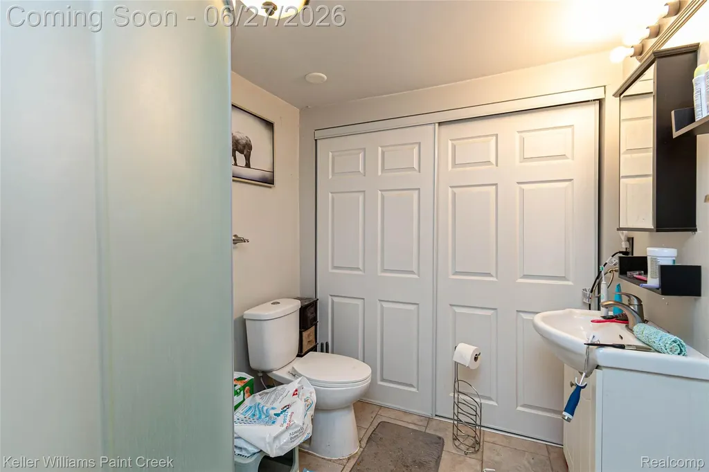 20510 Luna Street Clinton Charter Township MI 48035