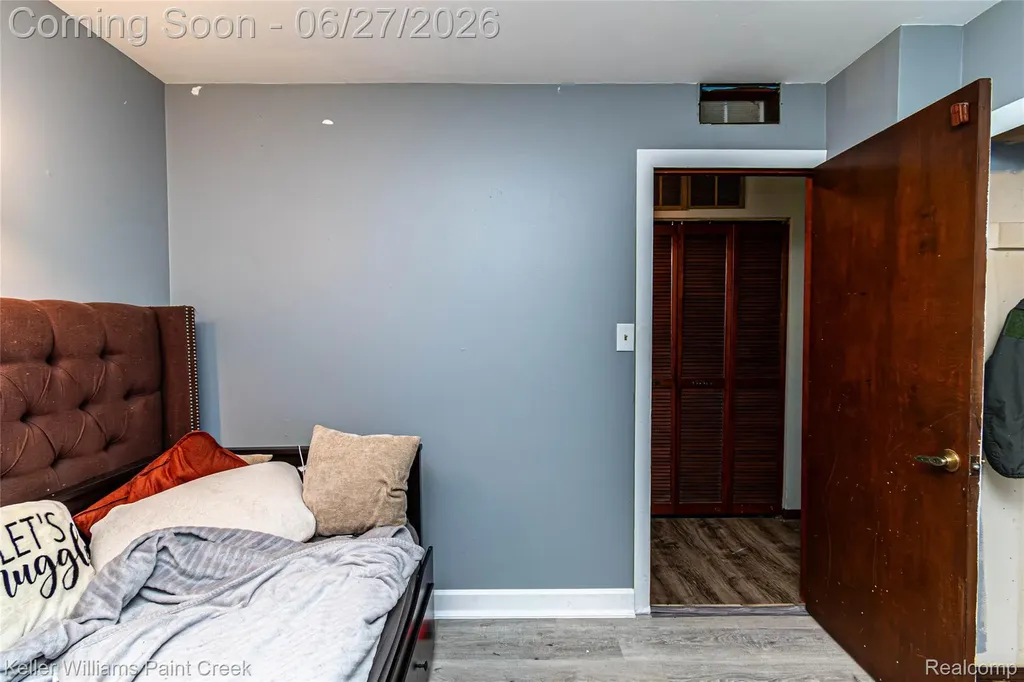 20510 Luna Street Clinton Charter Township MI 48035