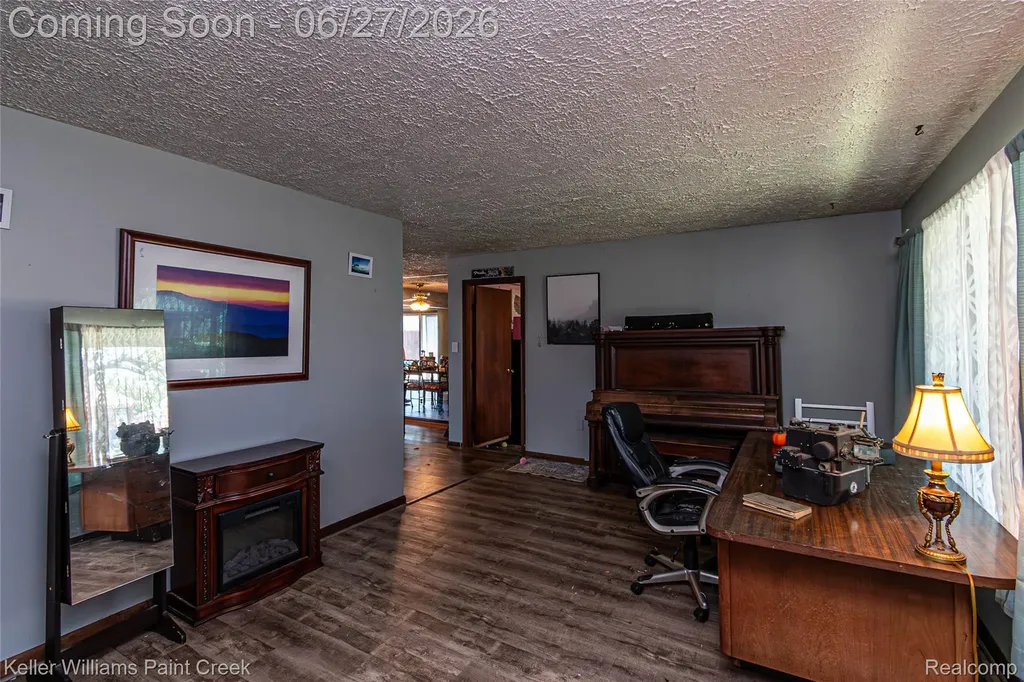 20510 Luna Street Clinton Charter Township MI 48035