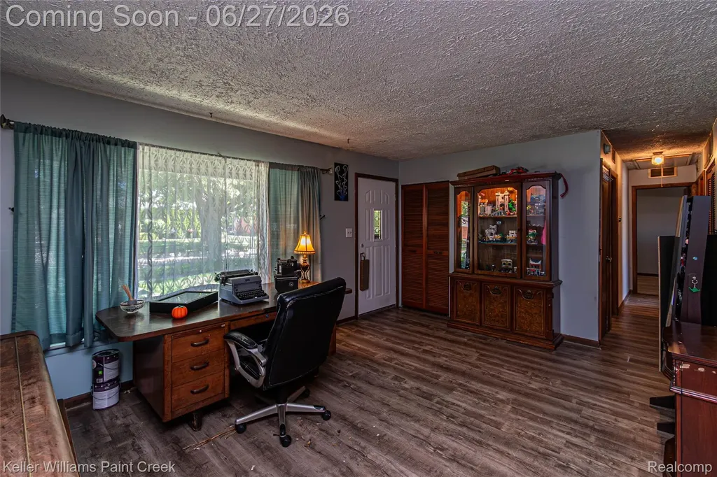 20510 Luna Street Clinton Charter Township MI 48035