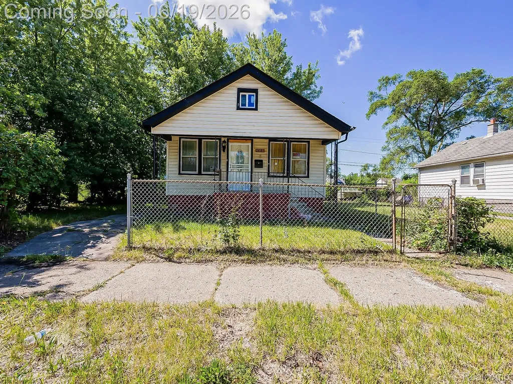 7681 Ellsworth Street Detroit City MI 48238