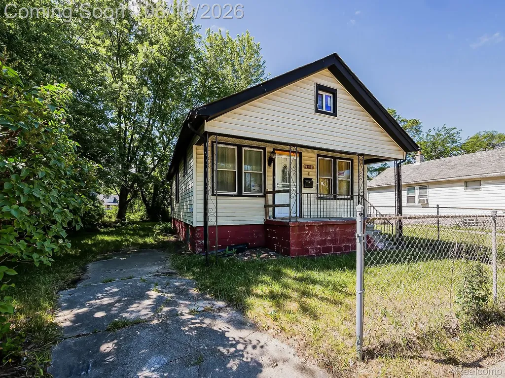 7681 Ellsworth Street Detroit City MI 48238
