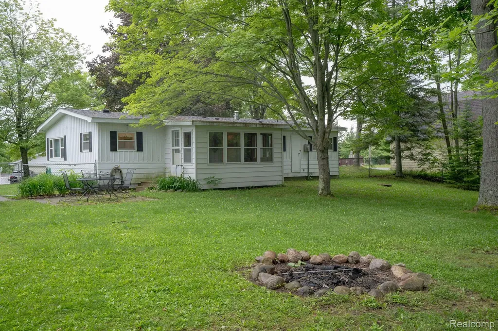 3410 Algonquin Trail Curtis Township MI 48737