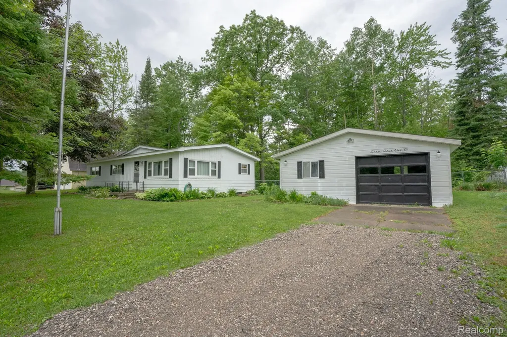 3410 Algonquin Trail Curtis Township MI 48737