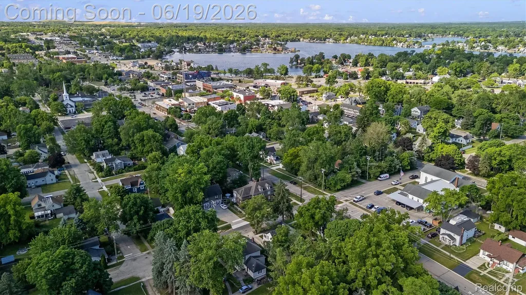 117 E Church Street E Lake Orion Village MI 48362