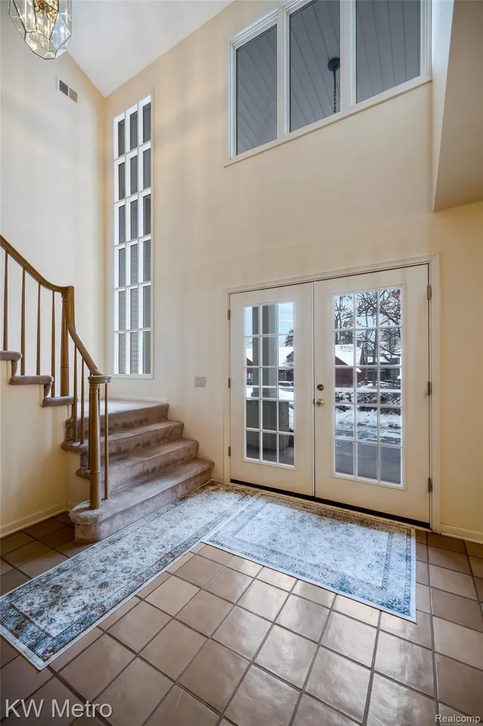 3086 Bloomfield Park Drive West Bloomfield Charter Township MI 48323