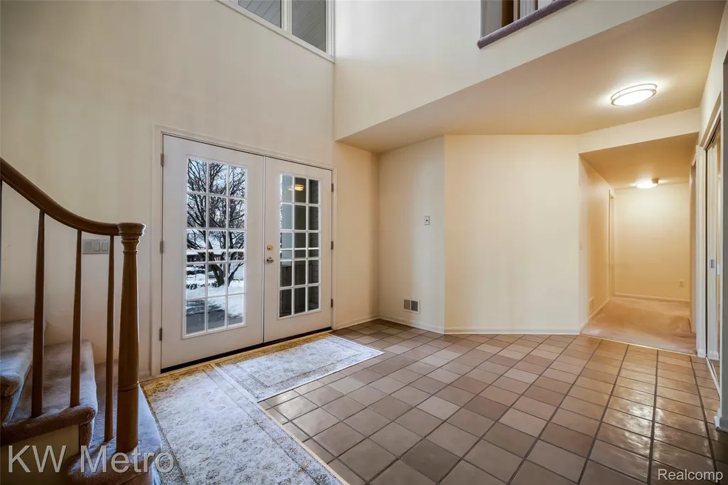 3086 Bloomfield Park Drive West Bloomfield Charter Township MI 48323