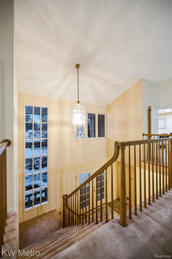 3086 Bloomfield Park Drive West Bloomfield Charter Township MI 48323