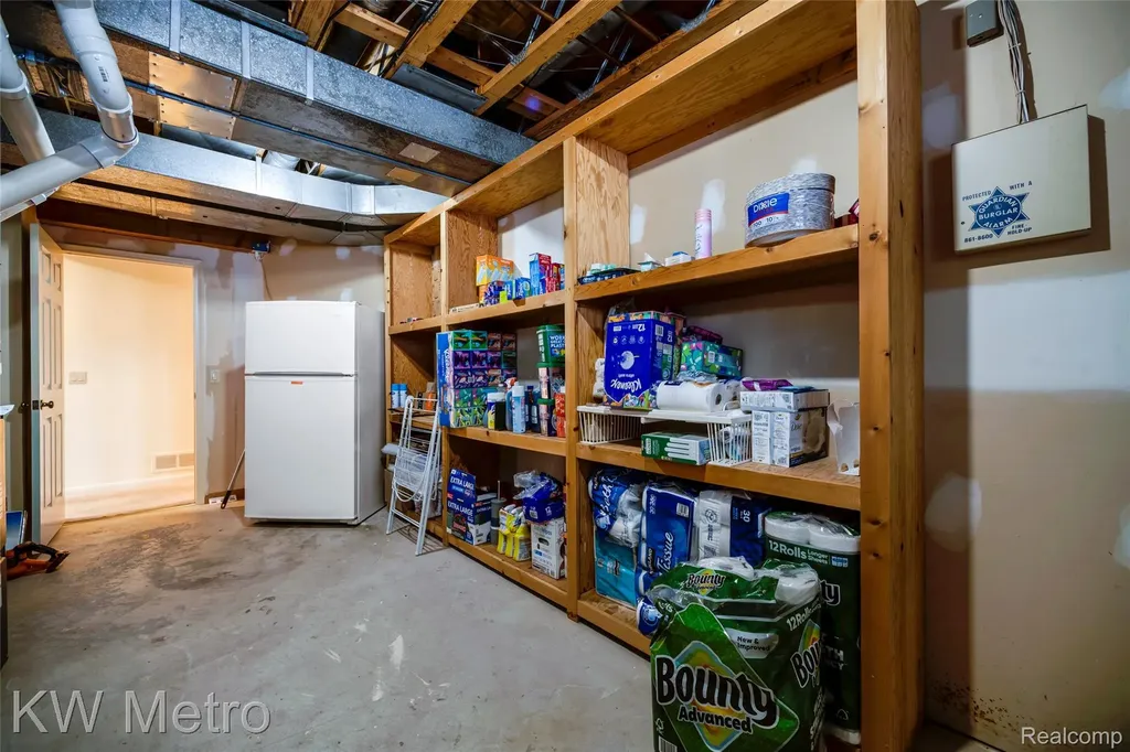 3086 Bloomfield Park Drive West Bloomfield Charter Township MI 48323