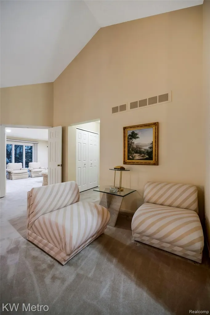 3086 Bloomfield Park Drive West Bloomfield Charter Township MI 48323