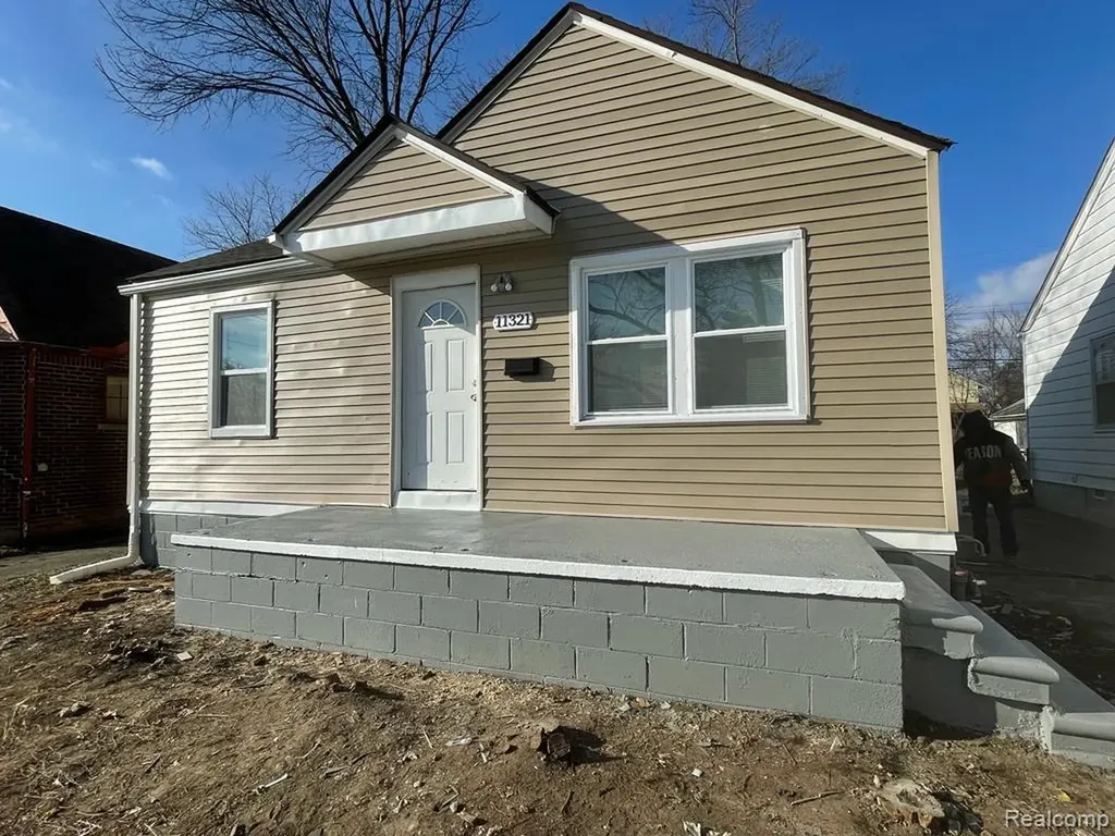 11321 Sussex Street Detroit City MI 48227