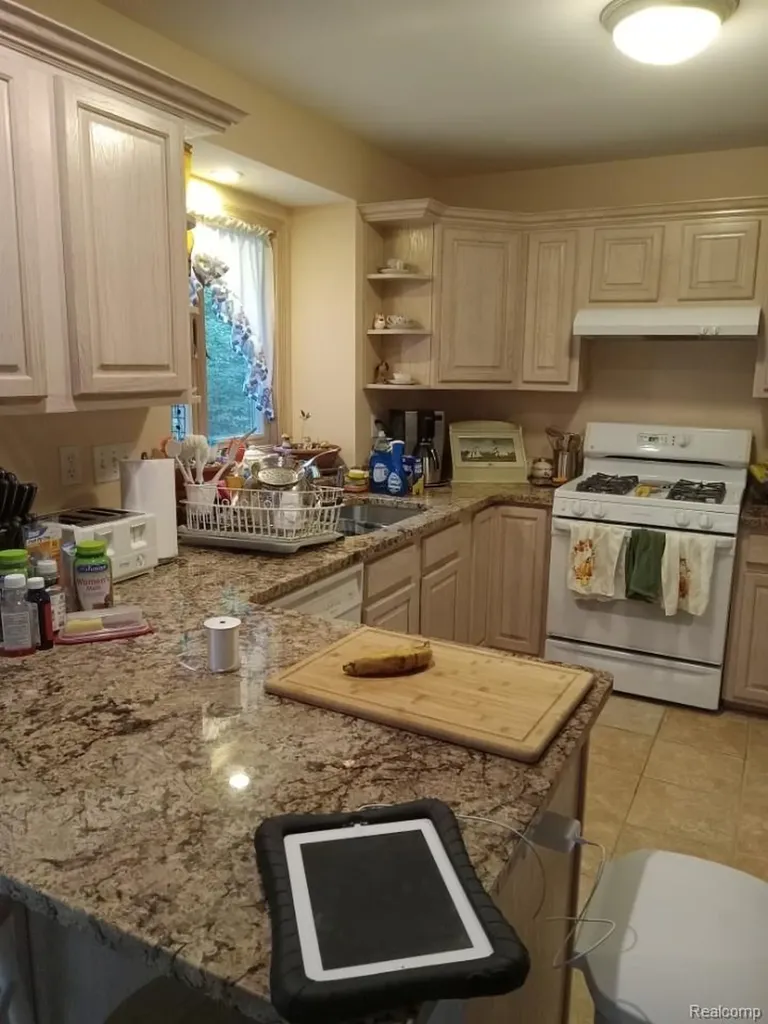 4405 S Hemlock Road Centerville Township MI 49621
