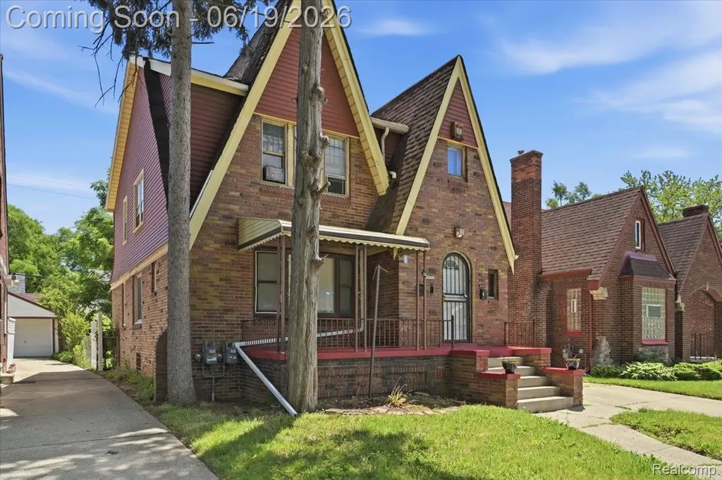 13572 Saint Marys Street Detroit City MI 48227