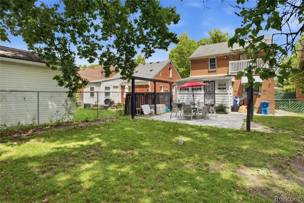 20417 Sheffield Road Detroit City MI 48221