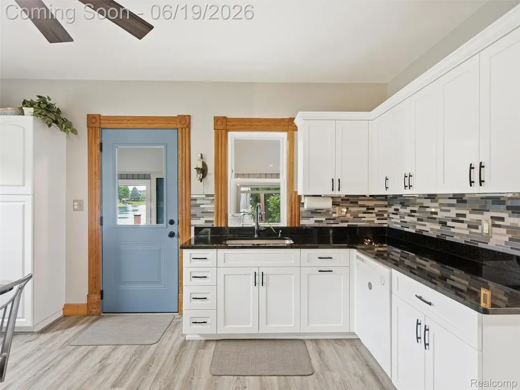 53633 Chesterfield Road Chesterfield Township MI 48051