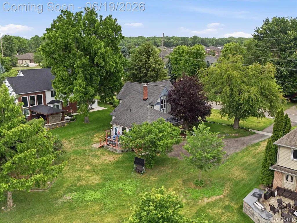 53633 Chesterfield Road Chesterfield Township MI 48051