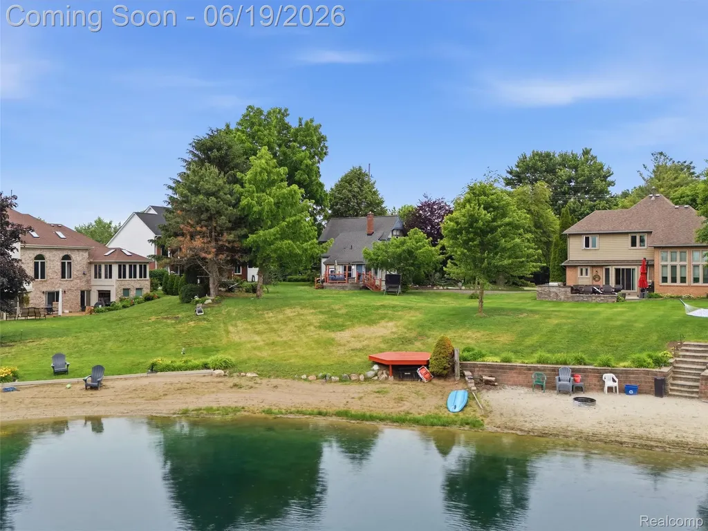 53633 Chesterfield Road Chesterfield Township MI 48051