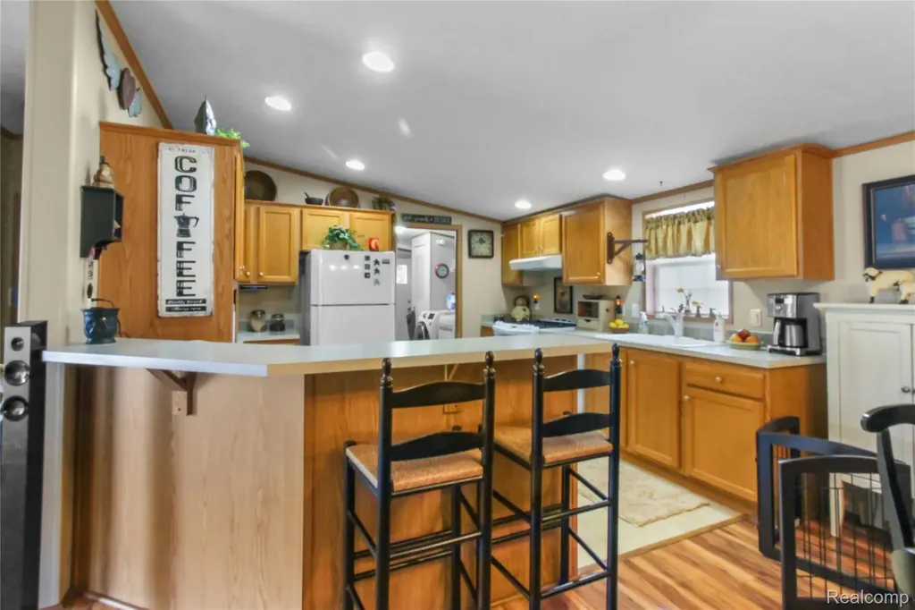 29311 Hidden River Drive Gibraltar City MI 48173