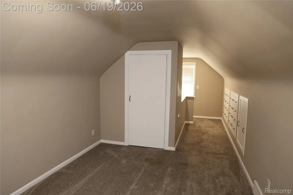 17396 Brody Avenue Allen Park City MI 48101