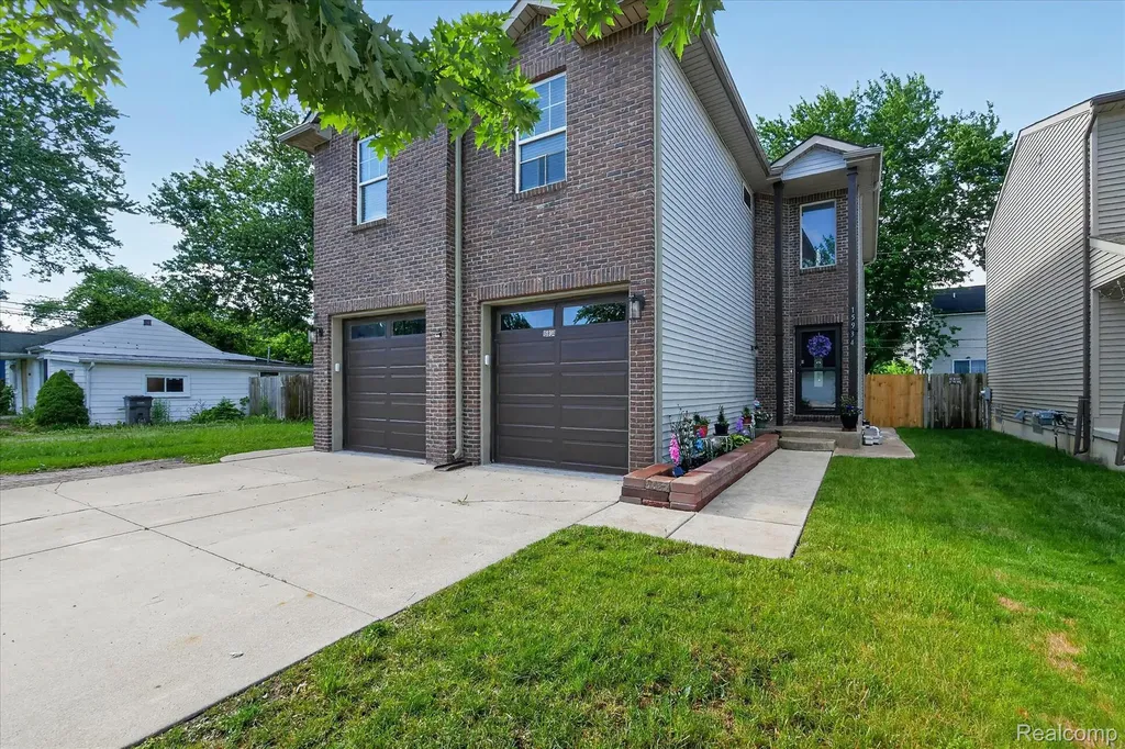 15934 Athens Avenue Clinton Charter Township MI 48035