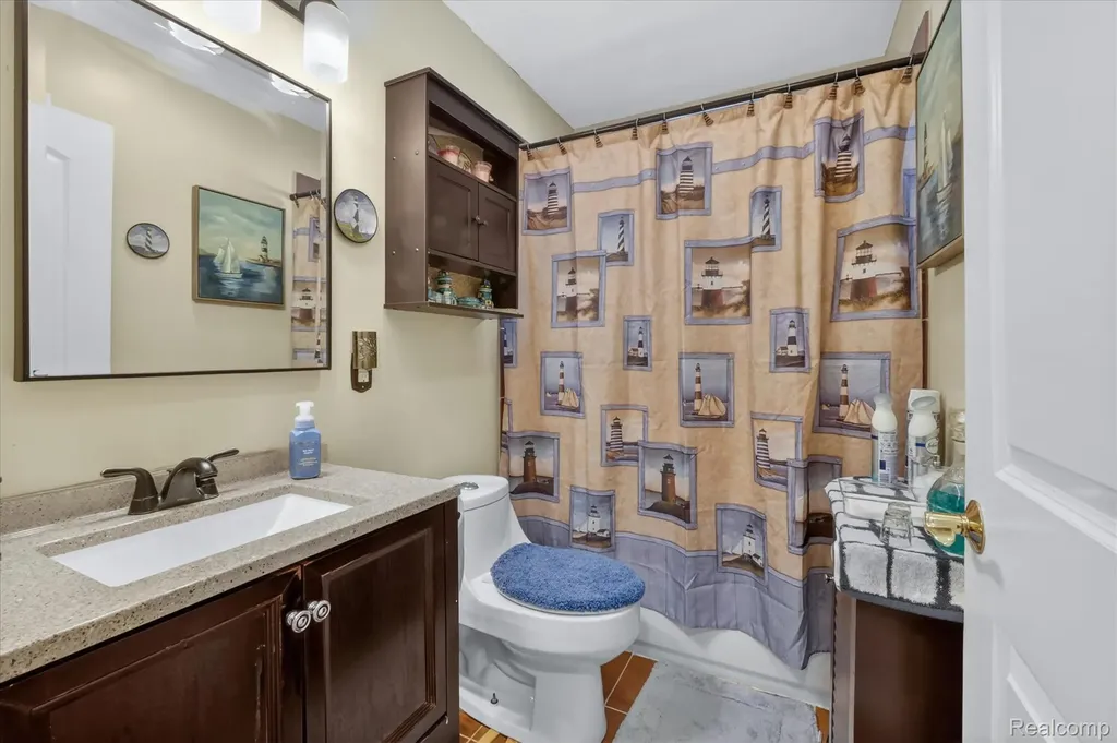15934 Athens Avenue Clinton Charter Township MI 48035