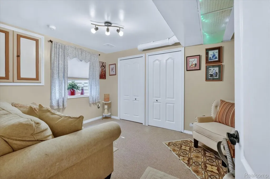 15934 Athens Avenue Clinton Charter Township MI 48035