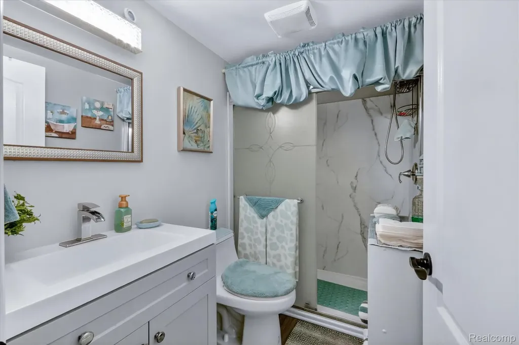 15934 Athens Avenue Clinton Charter Township MI 48035
