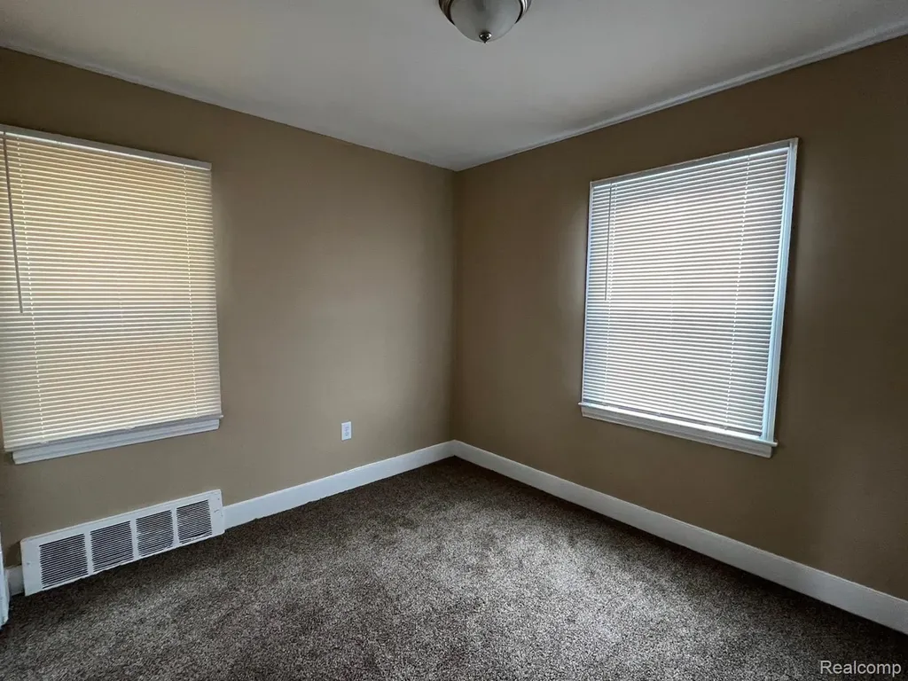 16213 Tuller Street Detroit City MI 48221