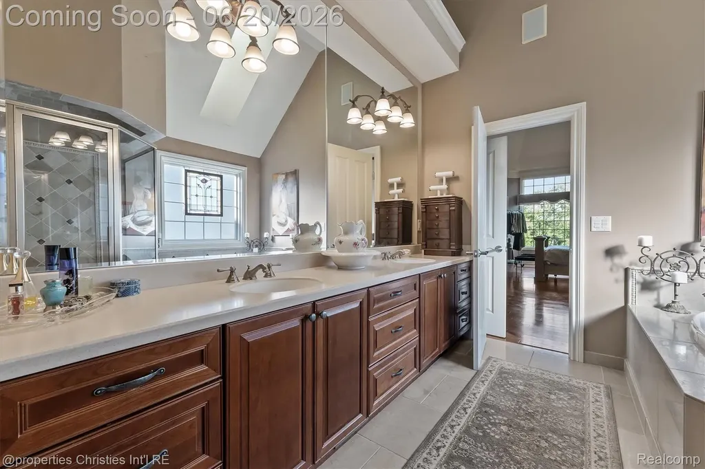 595 Ridge Point Drive Dundee Village MI 48131