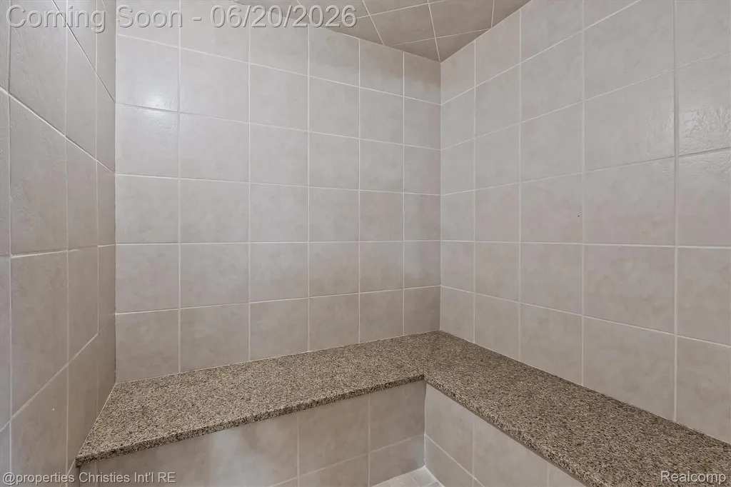 595 Ridge Point Drive Dundee Village MI 48131