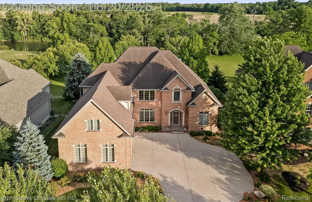 595 Ridge Point Drive Dundee Village MI 48131