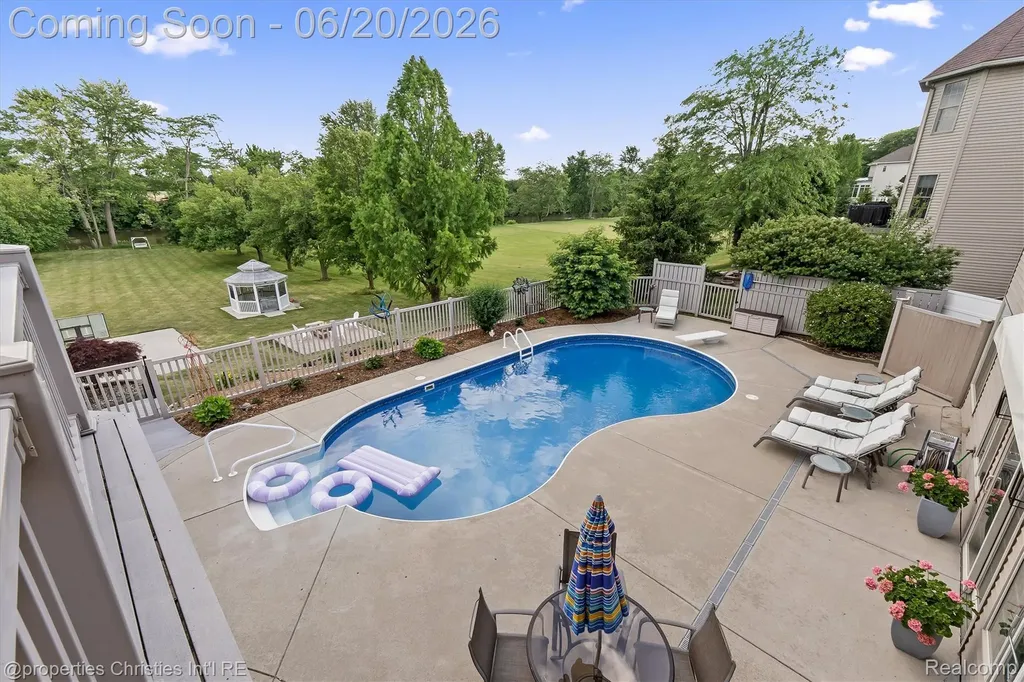 595 Ridge Point Drive Dundee Village MI 48131