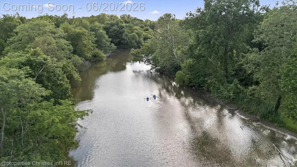 595 Ridge Point Drive Dundee Village MI 48131