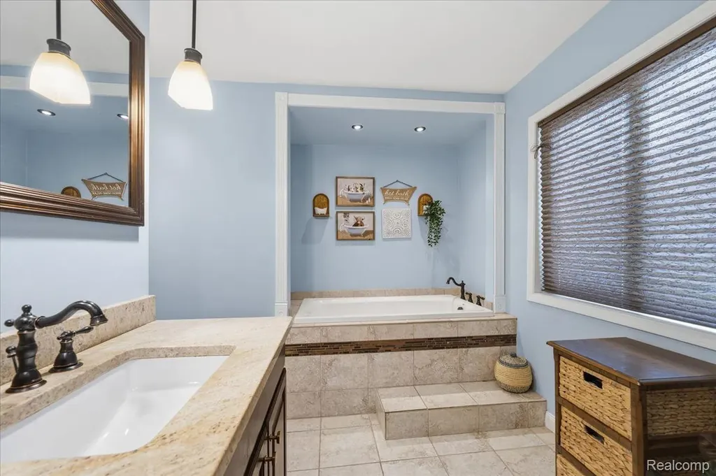 10210 Lavern Court Vienna Charter Township MI 48420