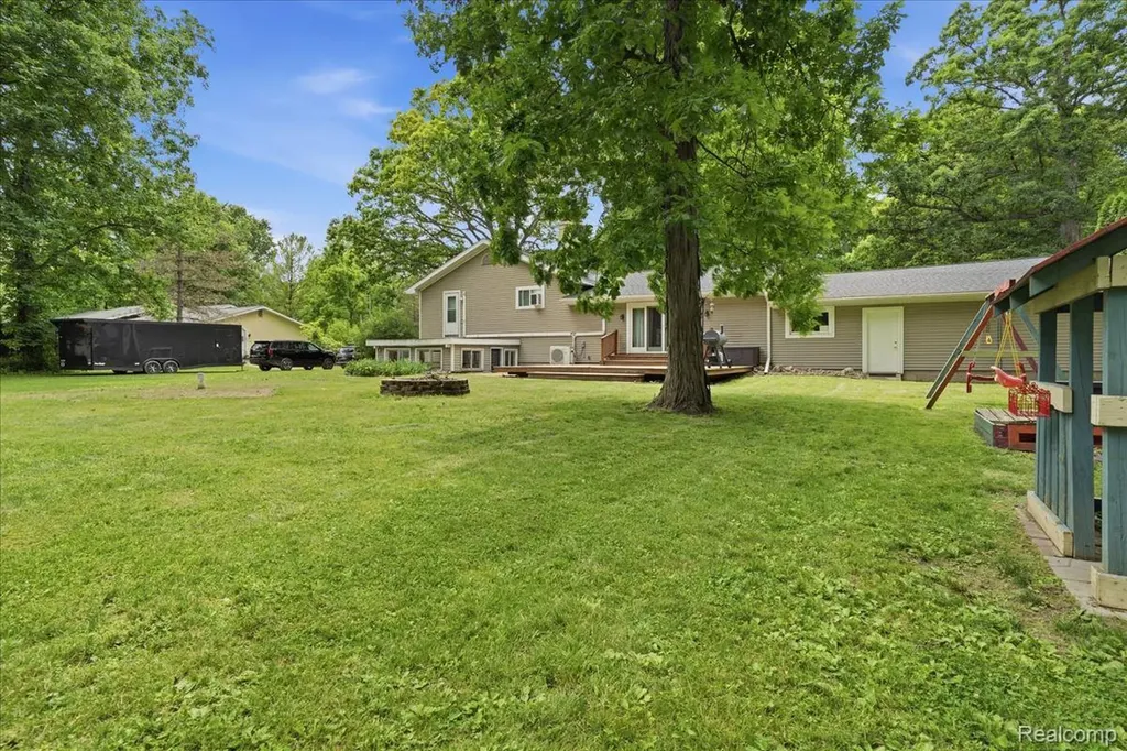 10210 Lavern Court Vienna Charter Township MI 48420